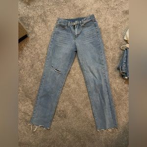 Shein cropped jeans size xs I wear a size 2 and they fit no flaws
